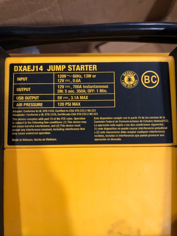 Photo 4 of DEWALT DXAEJ14 Digital Portable Power Station Jump Starter: 