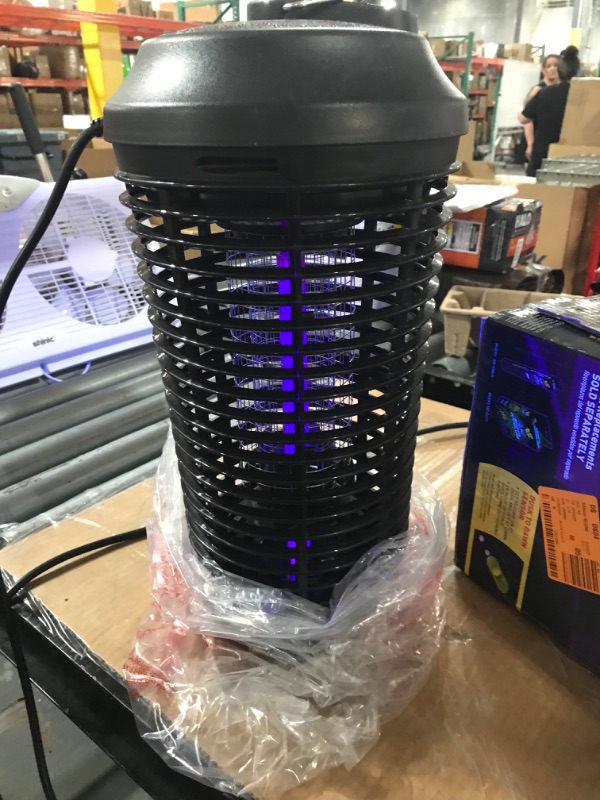 Photo 2 of Black Flag BZ-40-DX 40-Watt Deluxe Outdoor Bug Zapper