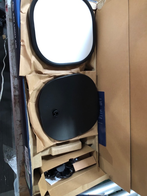 Photo 1 of Elgato Key Light Air - Professional 1400 lumens Desk Light for Streaming, Broadcasting