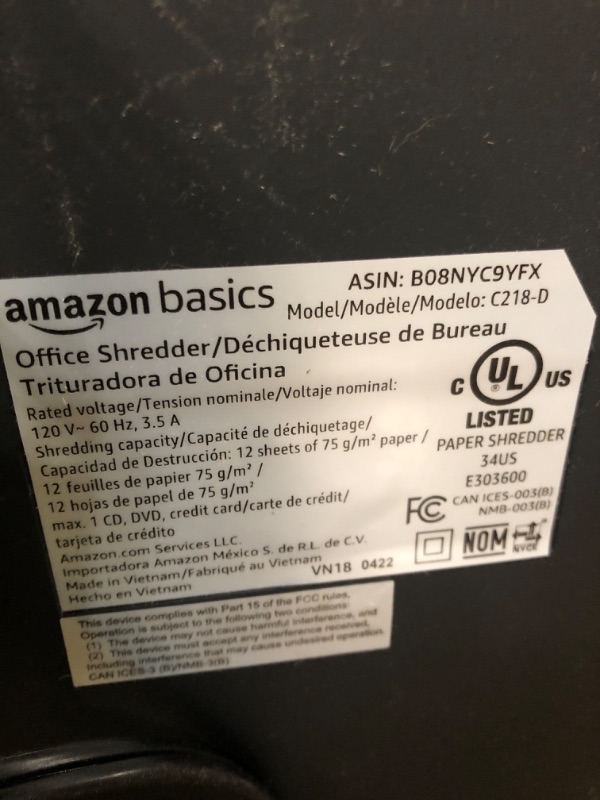 Photo 4 of **item used and dirty see pictures**
Amazon Basics 12 Sheet Micro-Cut Paper,Credit Card and CD Shredder for Office/Home 