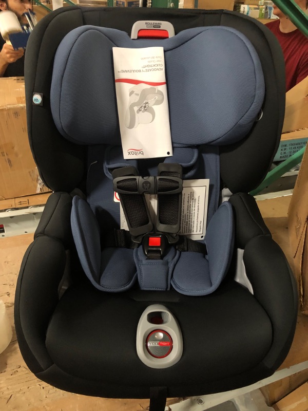 Photo 2 of Britax Boulevard Clicktight Convertible Car Seat, Blue Contour