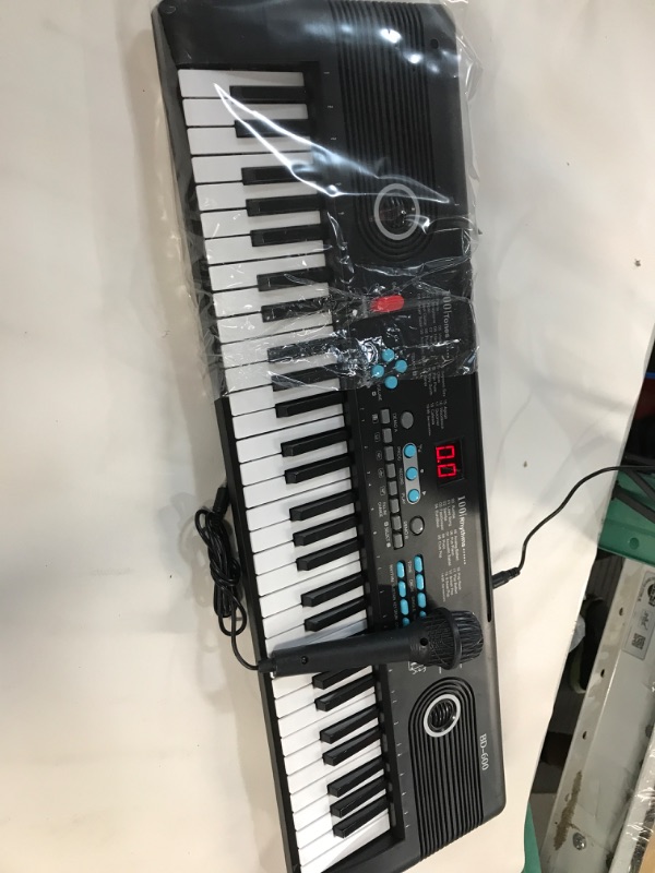 Photo 2 of 61 Keys Electronic Keyboard BD-600