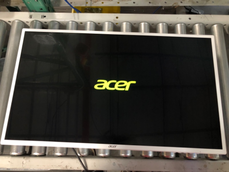 Photo 3 of [Brand New] Acer eb1 32" monitor
