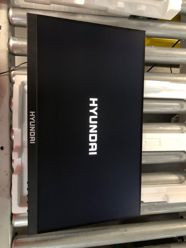 Photo 2 of [Brand New] HYUNDAI 21 Inch Professional Thin LED Monitor - Full HD 1080p Resolution - Blck