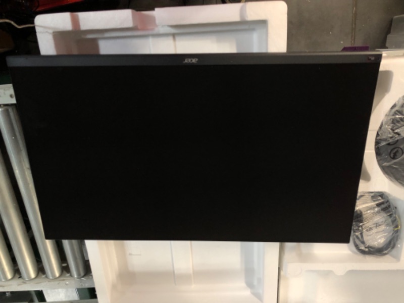 Photo 6 of Acer Nitro XV322QK Vbmiiphzx 31.5" UHD 3840 x 2160 Gaming Monitor | AMD FreeSync