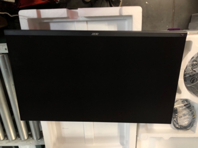 Photo 7 of Acer Nitro XV322QK Vbmiiphzx 31.5" UHD 3840 x 2160 Gaming Monitor | AMD FreeSync