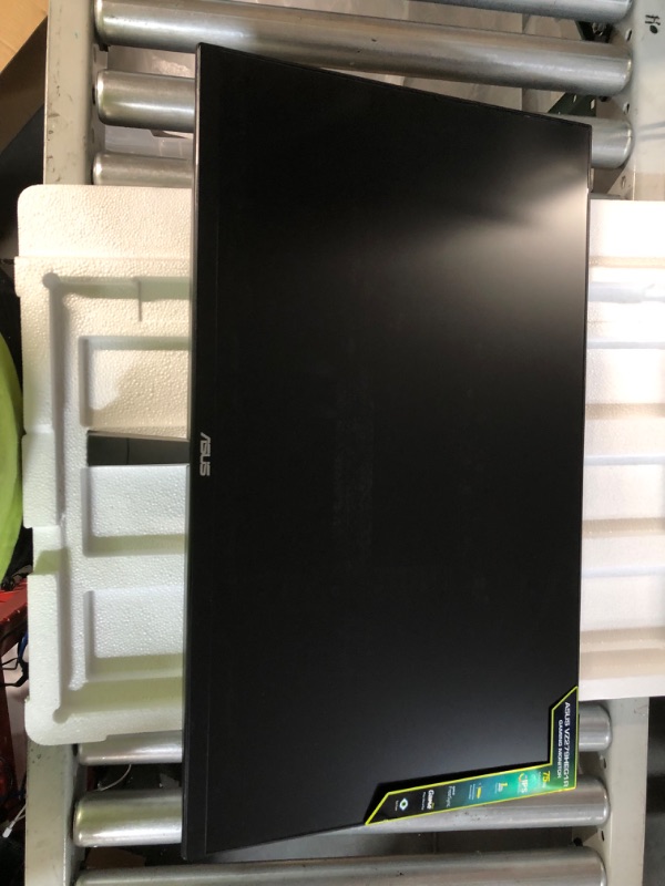 Photo 4 of [Like New] ASUS VZ279HEG1R 27” Gaming Monitor, 1080P, 75Hz, IPS, 1ms, FreeSync