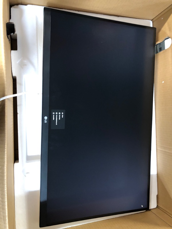 Photo 3 of [Brand New] LG UltraFine UHD 27-Inch 4K UHD 2160p Computer Monitor 27UN850-W