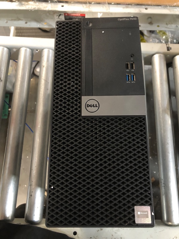 Photo 2 of Dell OptiPlex 7040 Small Form Factor PC, Intel Quad Core i7-6700 up to 4.0GHz 
