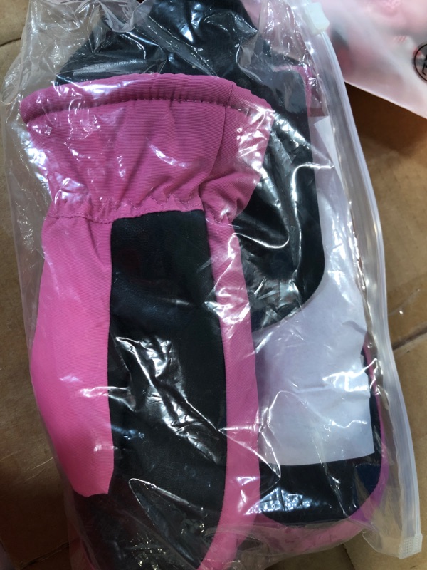 Photo 2 of Kids Winter Mittens - Pink Small: 