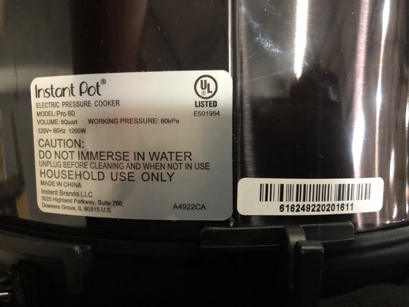 Photo 6 of ***FOR PARTS ONLY!!  DAMAGE - SEE NOTES/PICTURES*** 
Instant Pot Pro Crisp 11-in-1 Air Fryer and Electric Pressure Cooker Combo