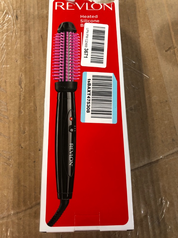 Photo 1 of Revlon Pro Collection Heated Silicone Bristle Curl Brush Black - 1&#34;