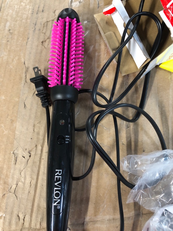 Photo 1 of Revlon Pro Collection Heated Silicone Bristle Curl Brush Black - 1&#34;