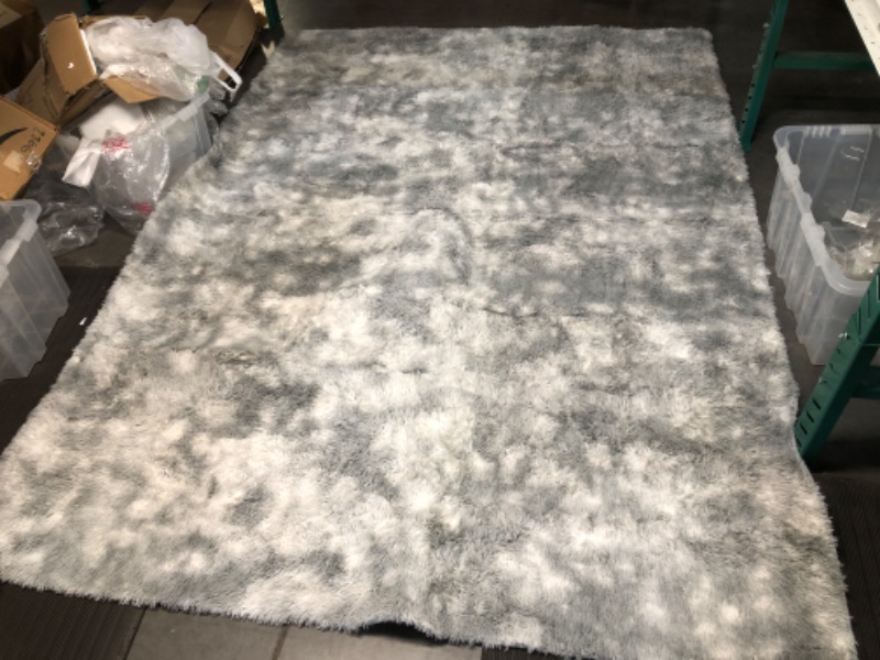 Photo 2 of Floralux 7x10 Feet Ultra Soft Indoor Modern Shag Area Rug - Grey/White