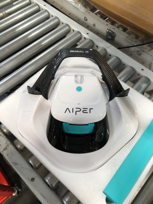 Photo 2 of *UNTESTED* AIPER Cordless Robotic Pool Cleaner (Lasts 50 Mins) - Seagull 600 White