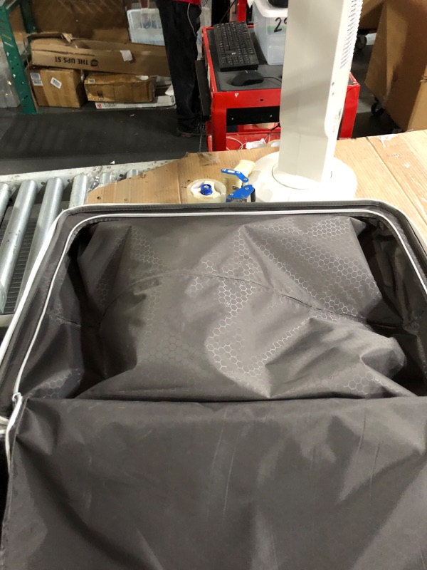 Photo 6 of *MINOR SCUFFS*Samsonite Freeform Hardside Expandable with Double Spinner Wheels, Checked-Large 28-Inch White