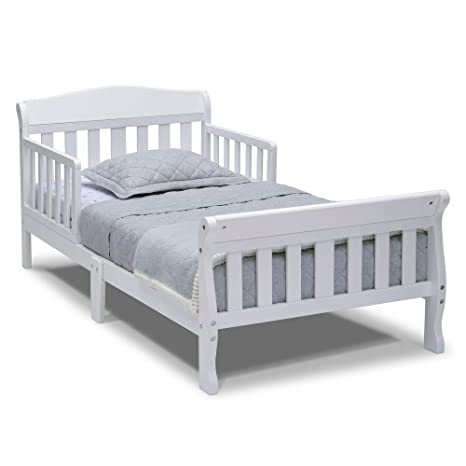 Photo 1 of Delta Children Canton Toddler Bed