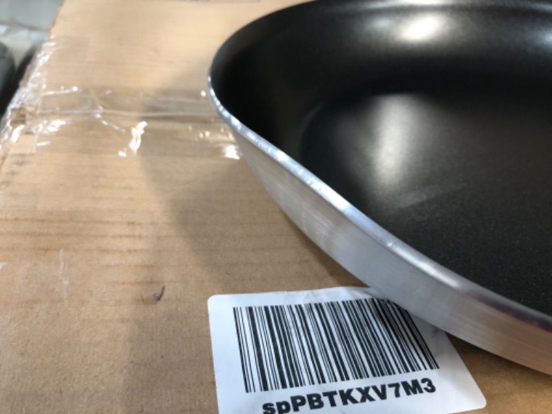 Photo 2 of [dented] Tramontina Professional Fry Pans (12-inch) 12"