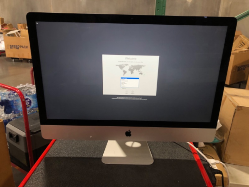 Photo 2 of Apple iMac 27in Retina 5K display Intel Core i5 **POWERS/TURNS ON**