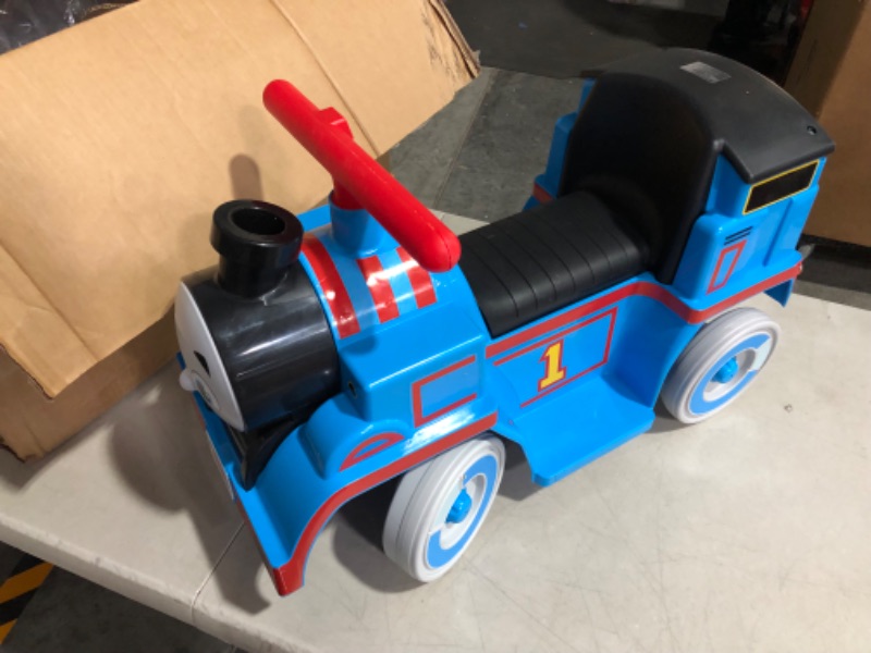 Photo 3 of ***MISSING PARTS - UNTESTED - SEE NOTES***
Power Wheels Thomas & Friends battery-powered ride-on train with track f==