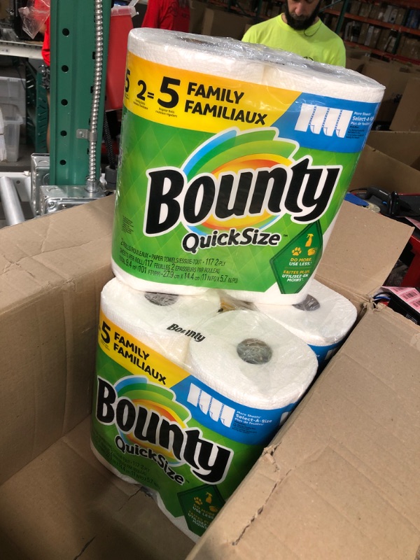 Photo 2 of *missing 2 rolls* Bounty Quick Size Paper Towels, White, 4 Packs Of 2 Family Rolls = 8 Family Rolls 128 Count