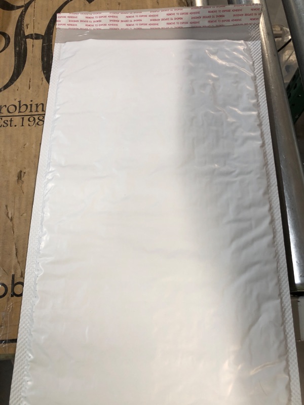 Photo 2 of StarBoxes 100 Poly Bubble Mailer Bags 8.5x14.5" - #3 Pouches Envelopes White Self-Sealing (PBM385145100)