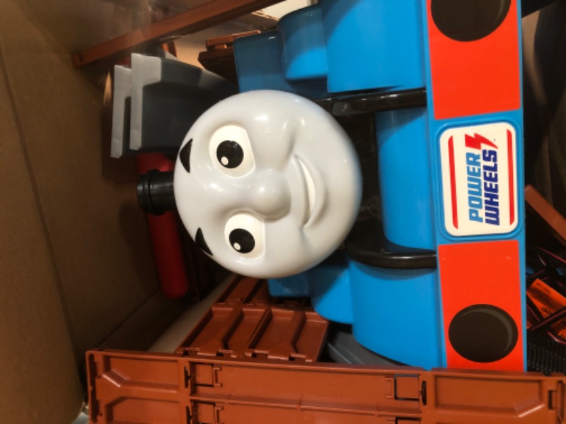 Photo 3 of Fisher-Price Power Wheels Thomas And Friends Thomas With Track