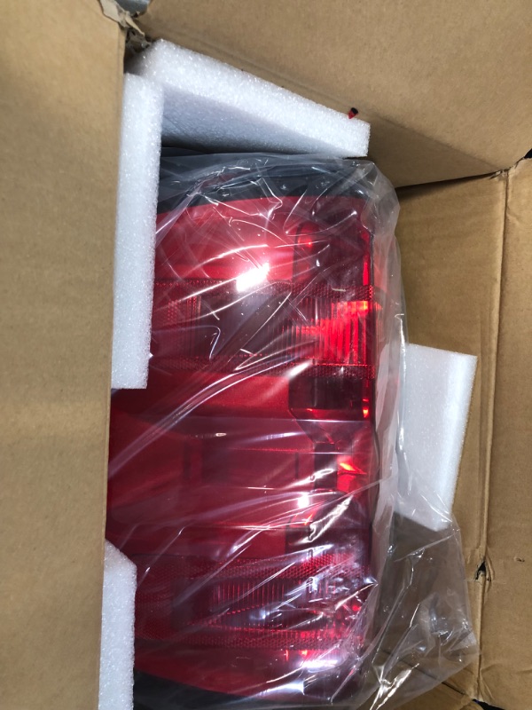 Photo 2 of USED/ SEE NOTES****** Huray Tail Lights Assembly For 2014-2018 Chevy Silverado Replacement OE Style Rear Brake Lamp Assembly Driver Side (Black Trim) 14-18LH(Driver Side)