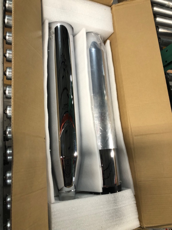 Photo 2 of *Minor Scratches* SHARKROAD Chrome 4.5” Large Outlet Slip Ons Muffler Exhaust For Harley Davidson Touring 1995-2016