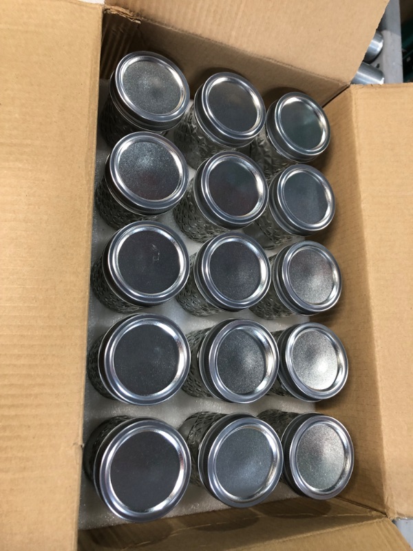 Photo 4 of *2 Lids Minor Scratches* Verones Canning Mason Jars 12 oz, with Regular Lids,15 Pack