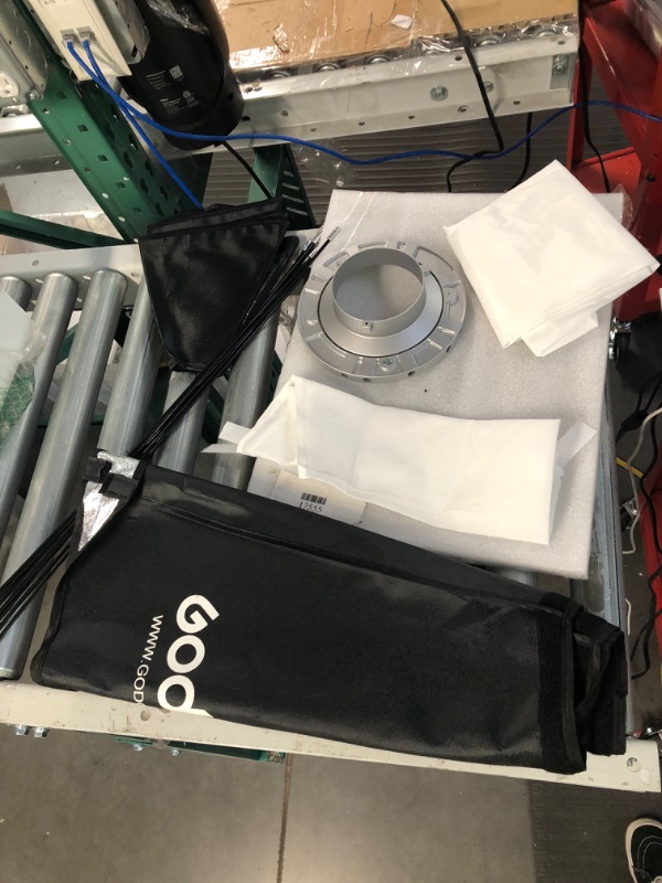 Photo 1 of Godox Portable 120cm/47.2" Umbrella Octagon Softbox Reflector with Carrying Bag for Studio Photo Flash Speedlight
