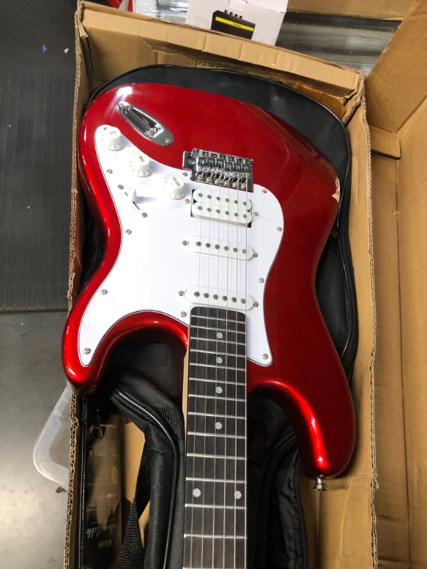 Photo 6 of *SMALL GASH IN GUITAR/SEE PICS** Donner Dst-102r Solid Body 39 inch Full Size Electric Guitar Kit Red, Beginner Starter, with Amplifier, Bag, Capo, Strap, String, Tuner, Cable, Picks