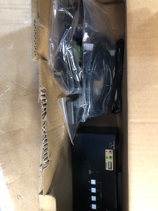 Photo 2 of CKLau 4Kx2K60Hz 4 Port Quad Monitor KVM HDMI Switch