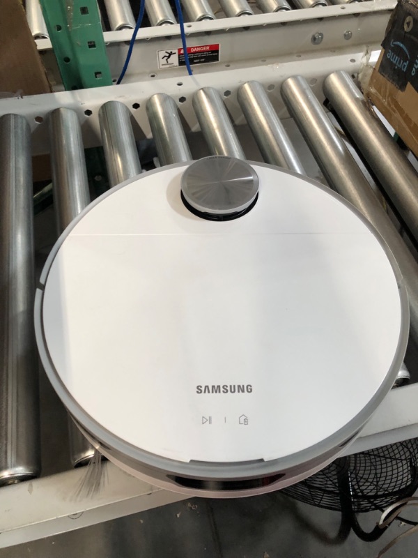 Photo 9 of *FOR PARTS* SAMSUNG Jet Bot+ Robot Vacuum Cleaner w/ Clean Station, Automatic Emptying VR30T85513W/AA, White Jet Bot +