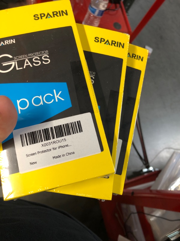 Photo 2 of 3 Pack SPARIN Screen Protector IPHONE SET OF 3 **