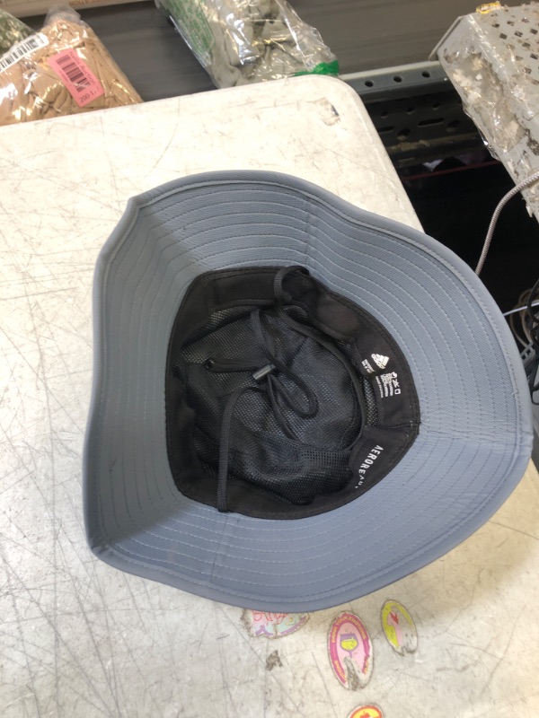 Photo 2 of ADIDAS BUCKET HAT 