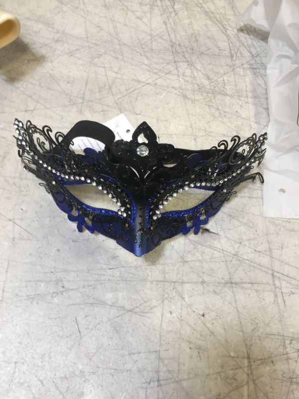 Photo 2 of Masquerade Mask for Women Costume Party: Halloween Mardi Gras Venetian Ball Cosplay - Rhinestone Butterfly Sexy Adult Mask Blue