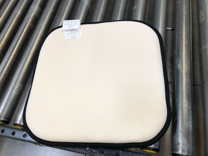 Photo 4 of  Memory Foam Honeycomb Nonslip Back 16" x16" Chair/Seat Cushion Pad Black 1 PC 
