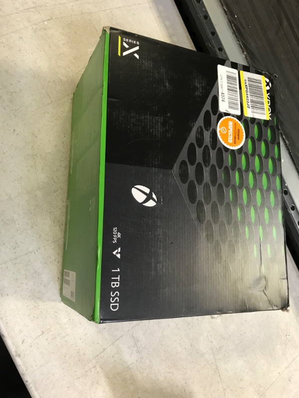 Photo 2 of Microsoft - Xbox Series X 1TB Console - Black
