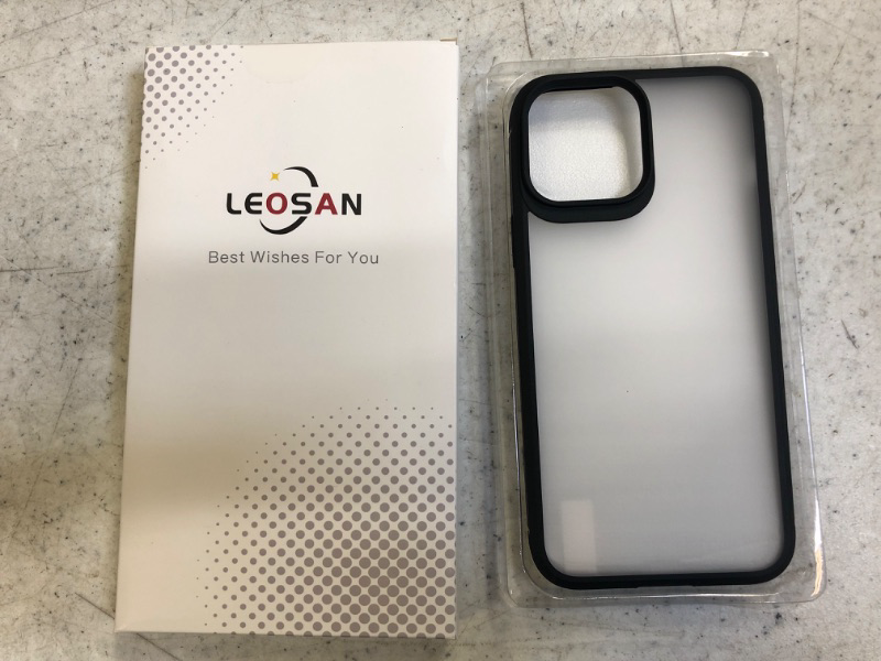 Photo 1 of Leosan iPhone 13 Clear Phone Case