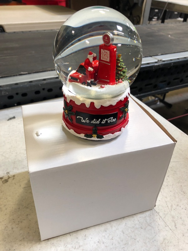 Photo 2 of 2022 Snow Globes NYC We Did It Joe Snow Globe Merry Christmas Crystal Ball Clockwork Music Box Snow Globe Home Decor Tabletop 5.9inch Hilarious Biden Snow Globe