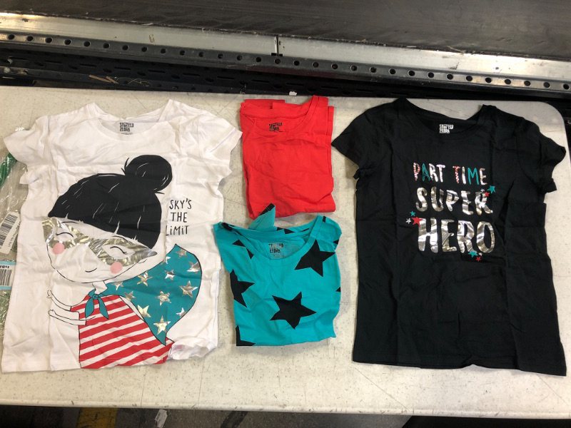 Photo 1 of Amazon Essentials Girls and Toddlers' Short-Sleeve T-Shirt Tops (Previously Spotted Zebra), Multipacks -- Size Large
