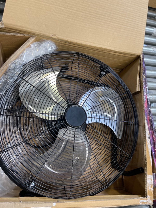 Photo 1 of 20" FLOOR FAN 