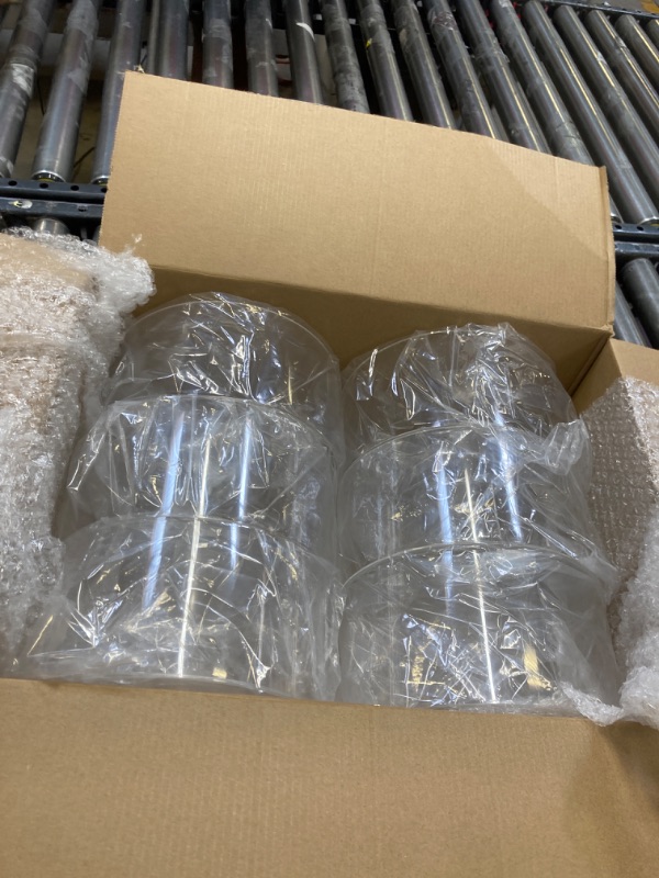 Photo 1 of  6 Pieces Acrylic Flower Vase Decorative Clear Vase Break Resistant Cylinder Vases for Centerpieces Floral Acrylic Vase for Wedding Party Flowers Centerpiece Home Table Decor