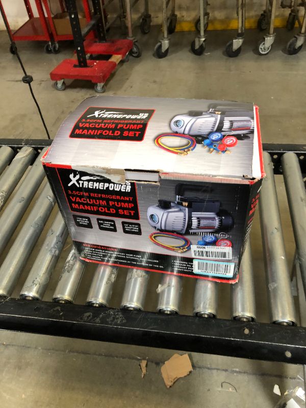 Photo 1 of XtremepowerUS 3.5CFM 1/4HP HVAC Vacuum Pump R134a R12 R22 R410a A/C Refrigeration Set AC Manifold Gauge R134 Can Tap Carrying Tote Manifold Gauge Set with Pump