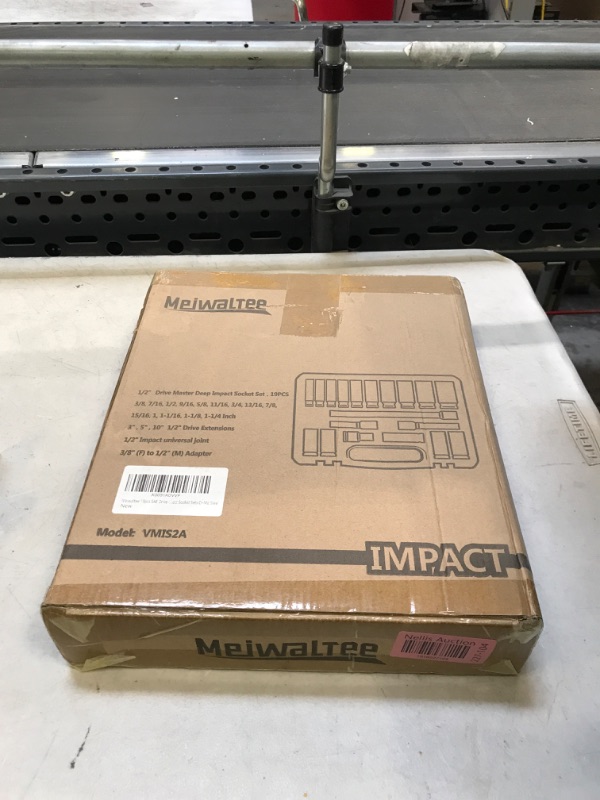 Photo 1 of  impact19 pcs drive socket set - sealed 