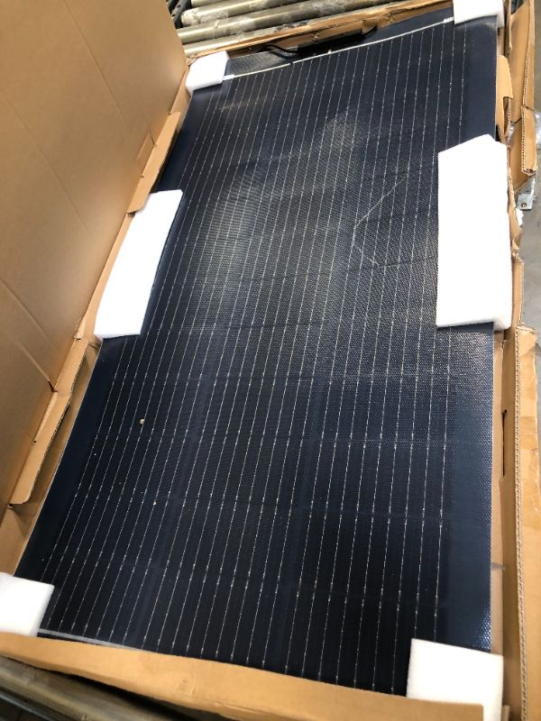Photo 2 of 100 Watt 12 Volt 9BB Cell Waterproof Monocrystalline Flexible Solar Panel
