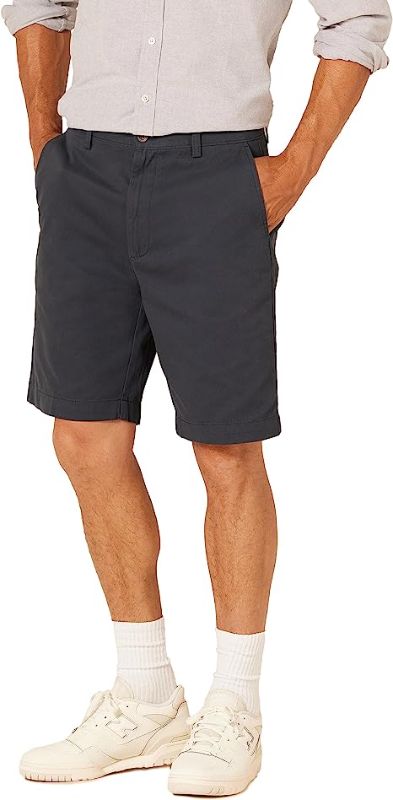 Photo 1 of Amazon Essentials Men's Classic-Fit 9" Short
