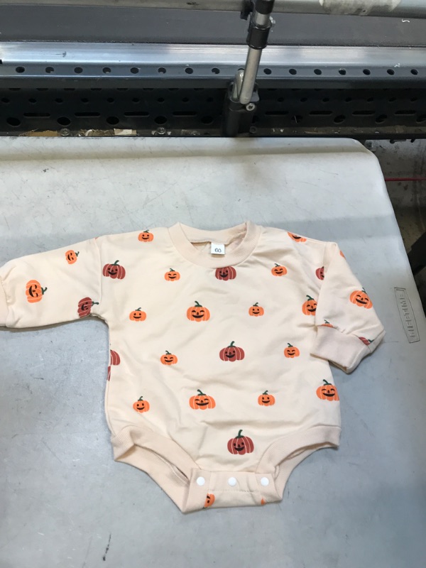 Photo 1 of 3-6m BABY PUMPKIN ONSIE 