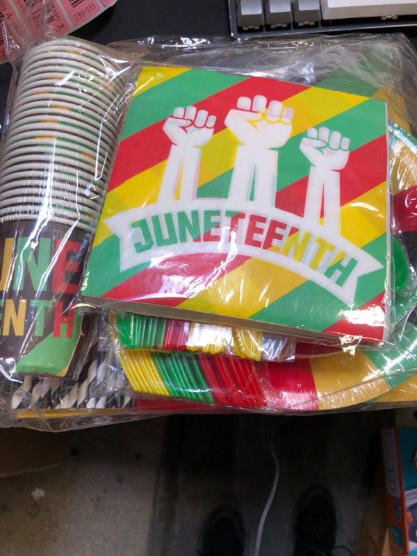 Photo 1 of 193 Pcs Juneteenth Party Tableware Supplies Serves 24 Happy Juneteenth Table Supplies Disposable Plates Cups Napkins Straw Banner Fork Knives Spoon for African Afro American Freedom Day Decorations